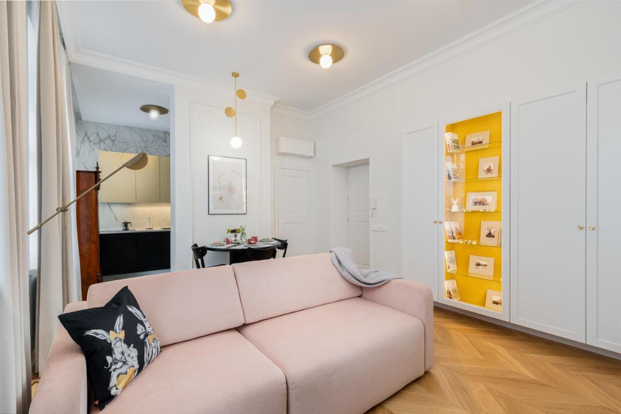 Premium Apartment In Parisian Style In The Heart Of Old Краків Екстер'єр фото