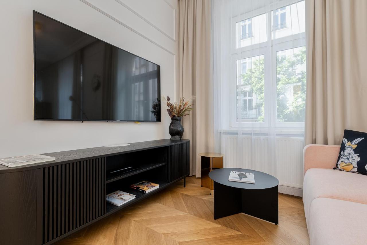 Premium Apartment In Parisian Style In The Heart Of Old Краків Екстер'єр фото