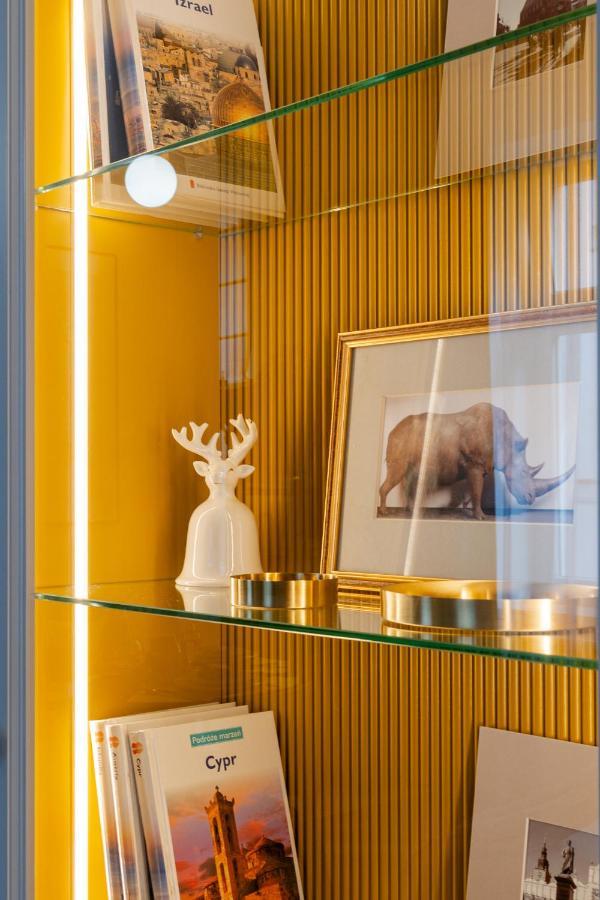Premium Apartment In Parisian Style In The Heart Of Old Краків Екстер'єр фото