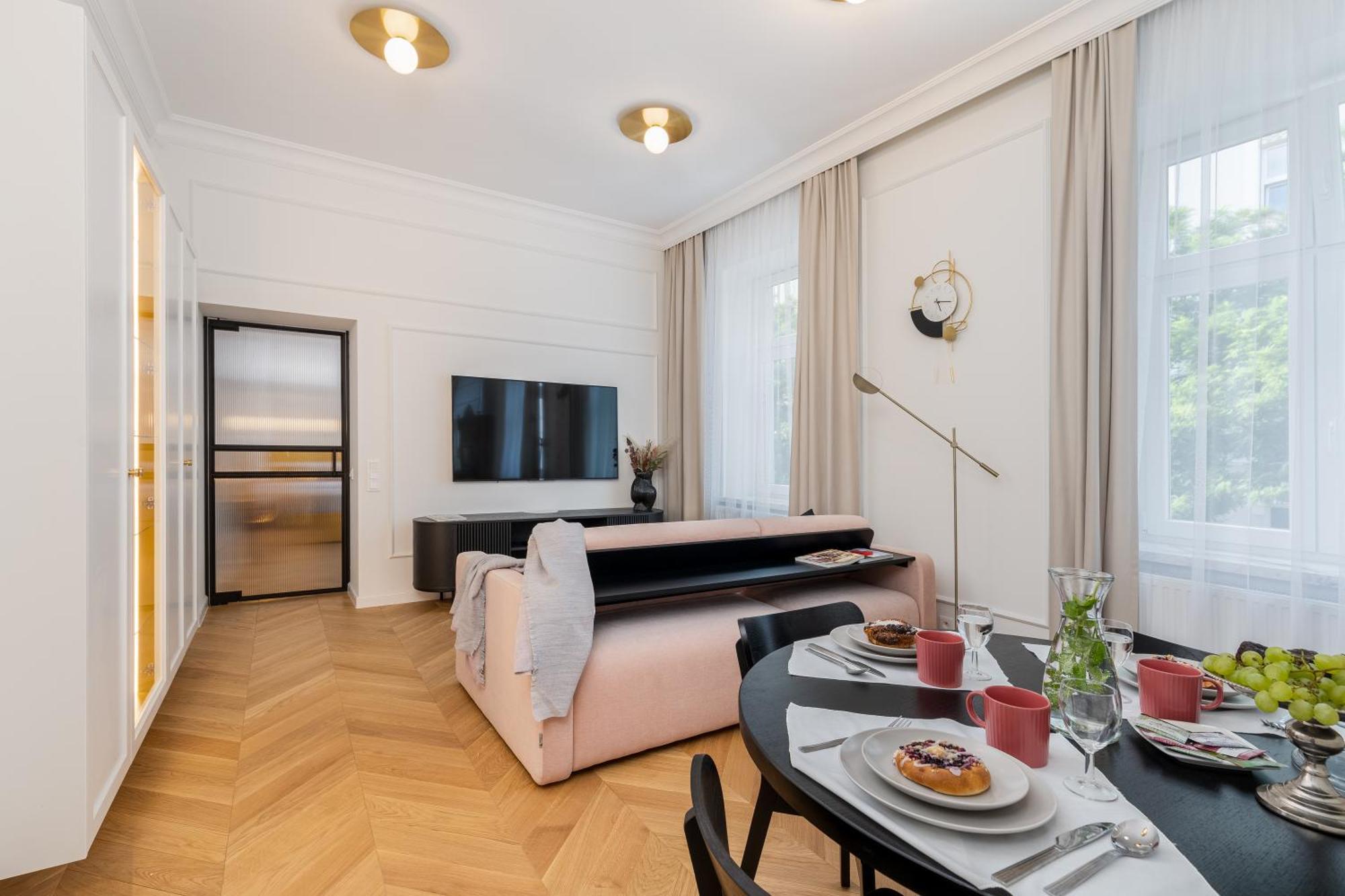 Premium Apartment In Parisian Style In The Heart Of Old Краків Екстер'єр фото
